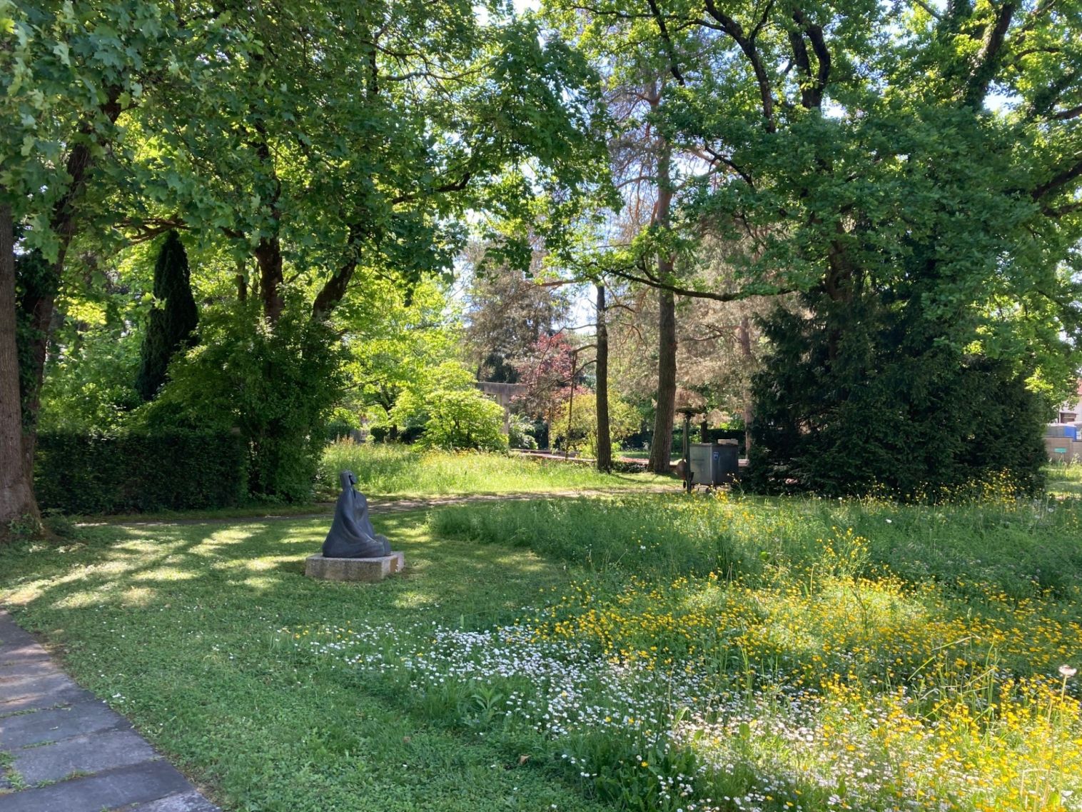 Alter Dorffriedhof heute: naturnahe Oase mitten im Stadtzentrum. Foto: Gemeinde Reinach