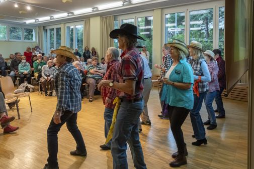 Aloha Line Dancers an der Senioremäss 2023, Foto: H. Leuthardt